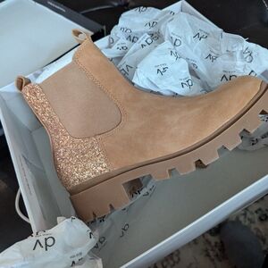 DV Dolce Vita Kids' Chelsea Boots